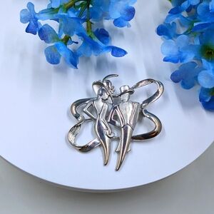 JJ Signed Vintage Victorian Style Couple 925 Sterling Silver Plated Brooch